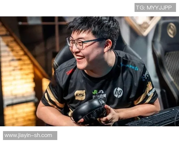 CSGO赛事中RNG团队意识引发热烈讨论与争议分析 CSGO赛事中RNG团队意识引发热烈讨论与争议分析